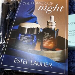 Estée Lauder Gift Set Skin Care (Revitalizing Supreme &,Advance Night repair